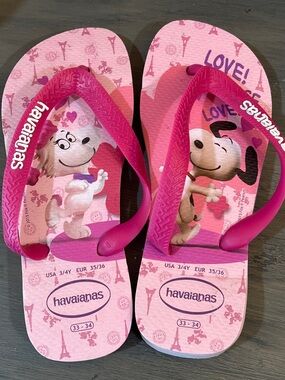 Havaianas Kids Pink Snoopy Flip Flops